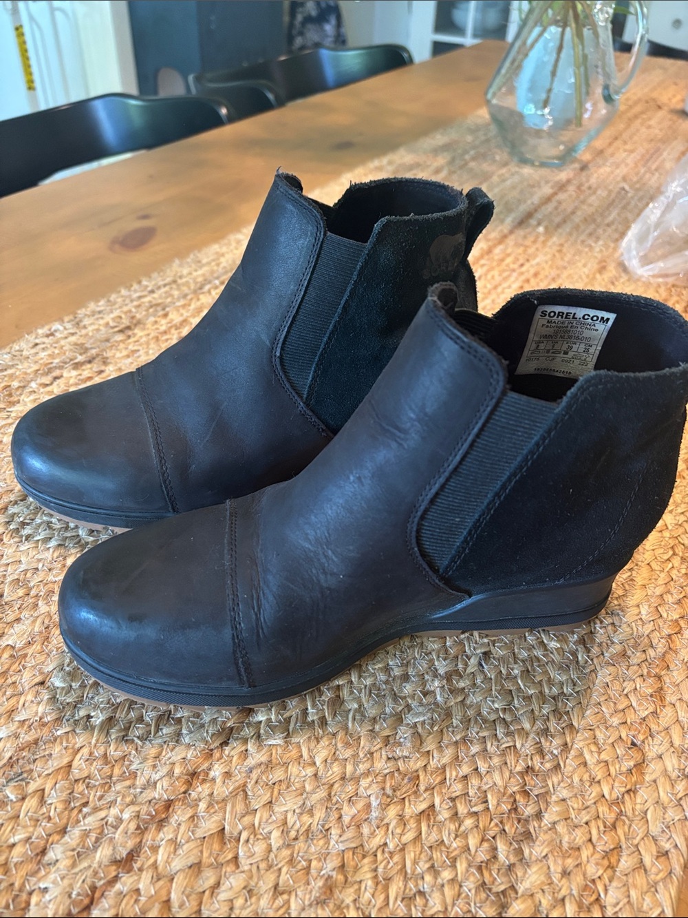 Sorel Black Leather Chelsea Wedge Ankle Booties